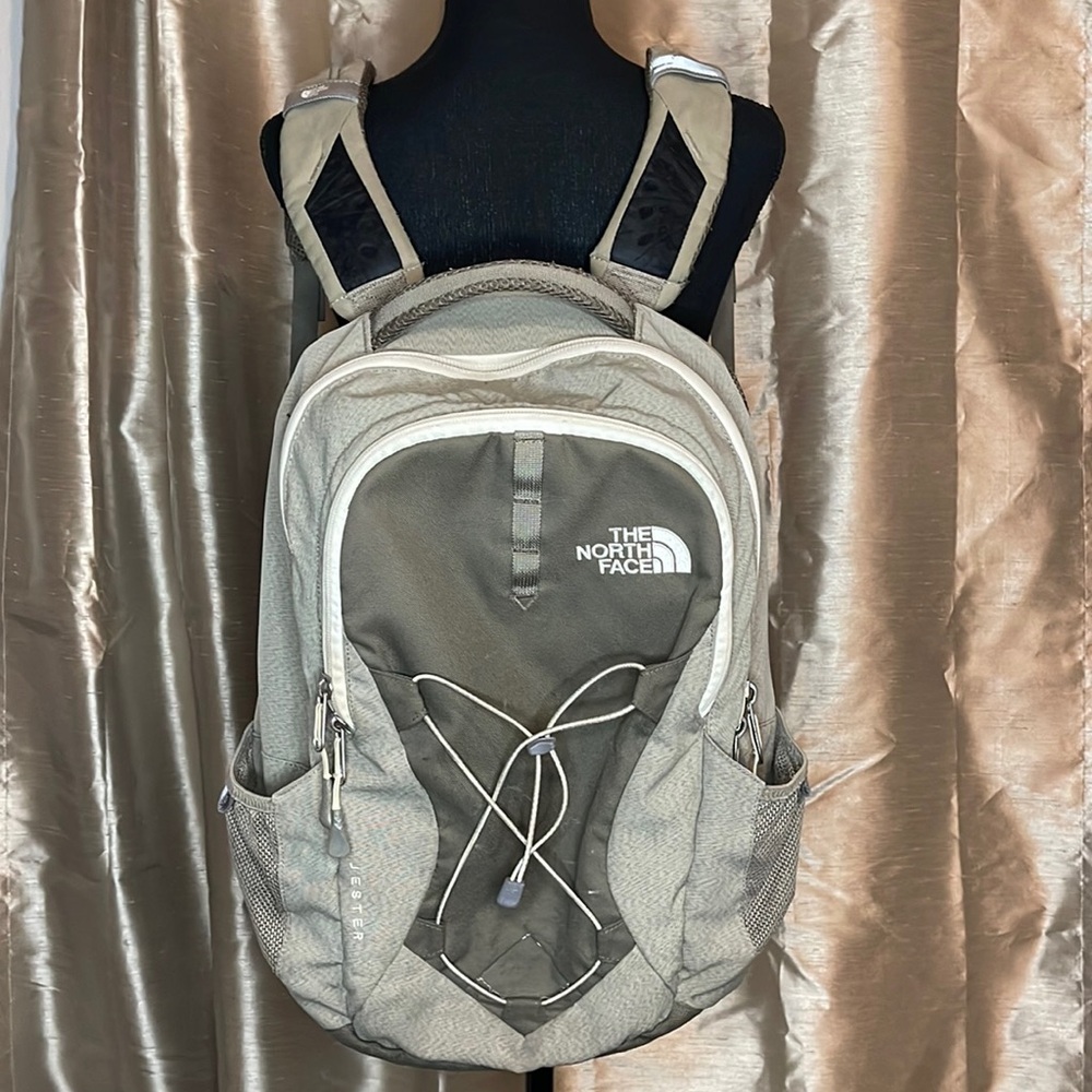 NorthFace Uni-sex Flex Vent Backpack